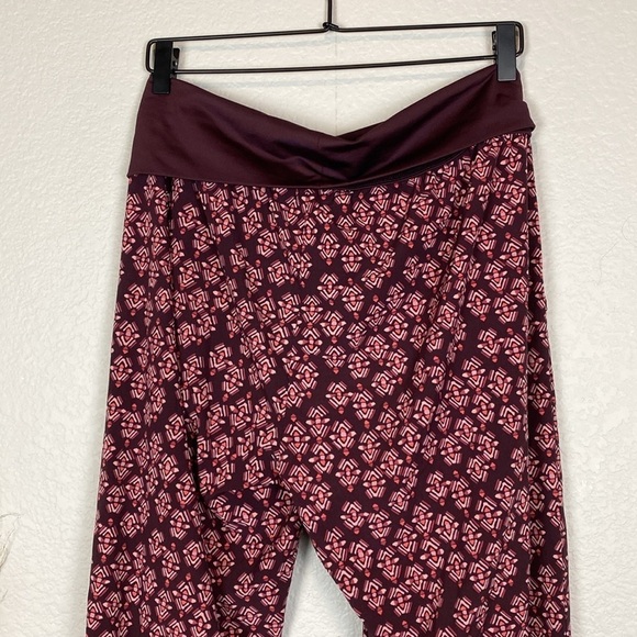 Aerie printed fold down waist joggers - Picture 5 of 7